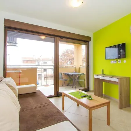 Patricija-apartmani Appartement *