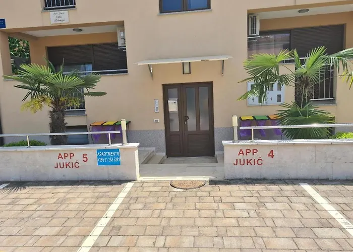 Patricija-apartmani Daire *